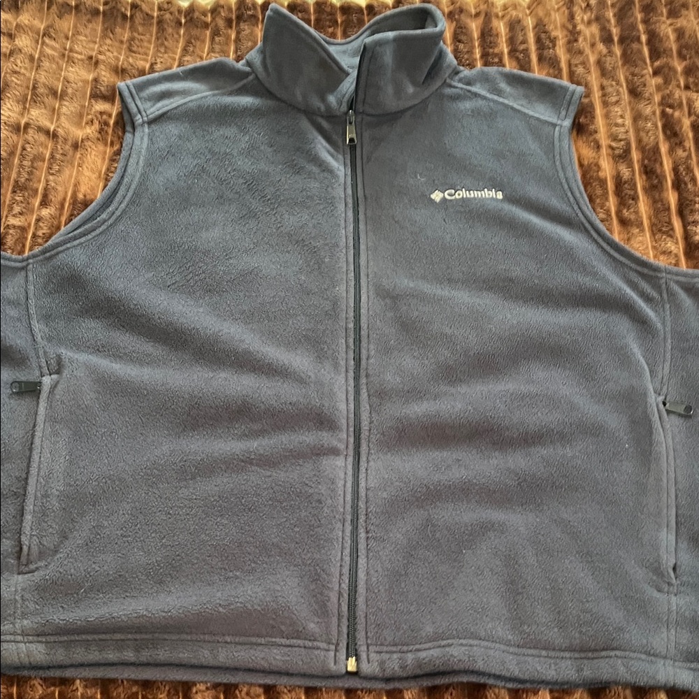 Columbia Charcoal Fleece Vest
